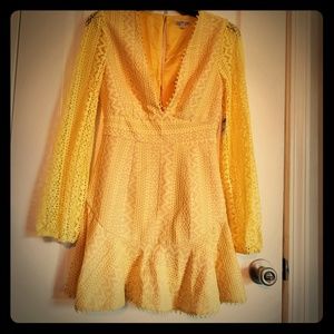 XS yellow dress